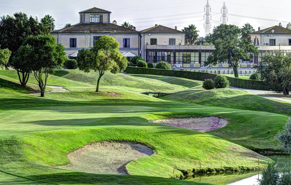 Il Marco Simone Golf Country Club ospiter la Ryder Cup 2022. Roma, in prospettiva Giochi 2024, mette in tasca un successo da brividi. Il 2015 si chiude con una gran bella notizia. Ansa 
